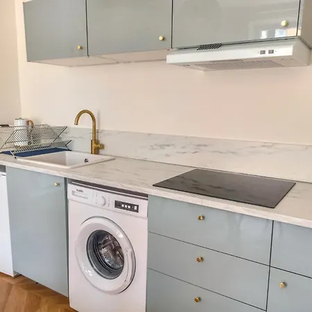 Lumiere Doree Yourhosthelper Apartman *